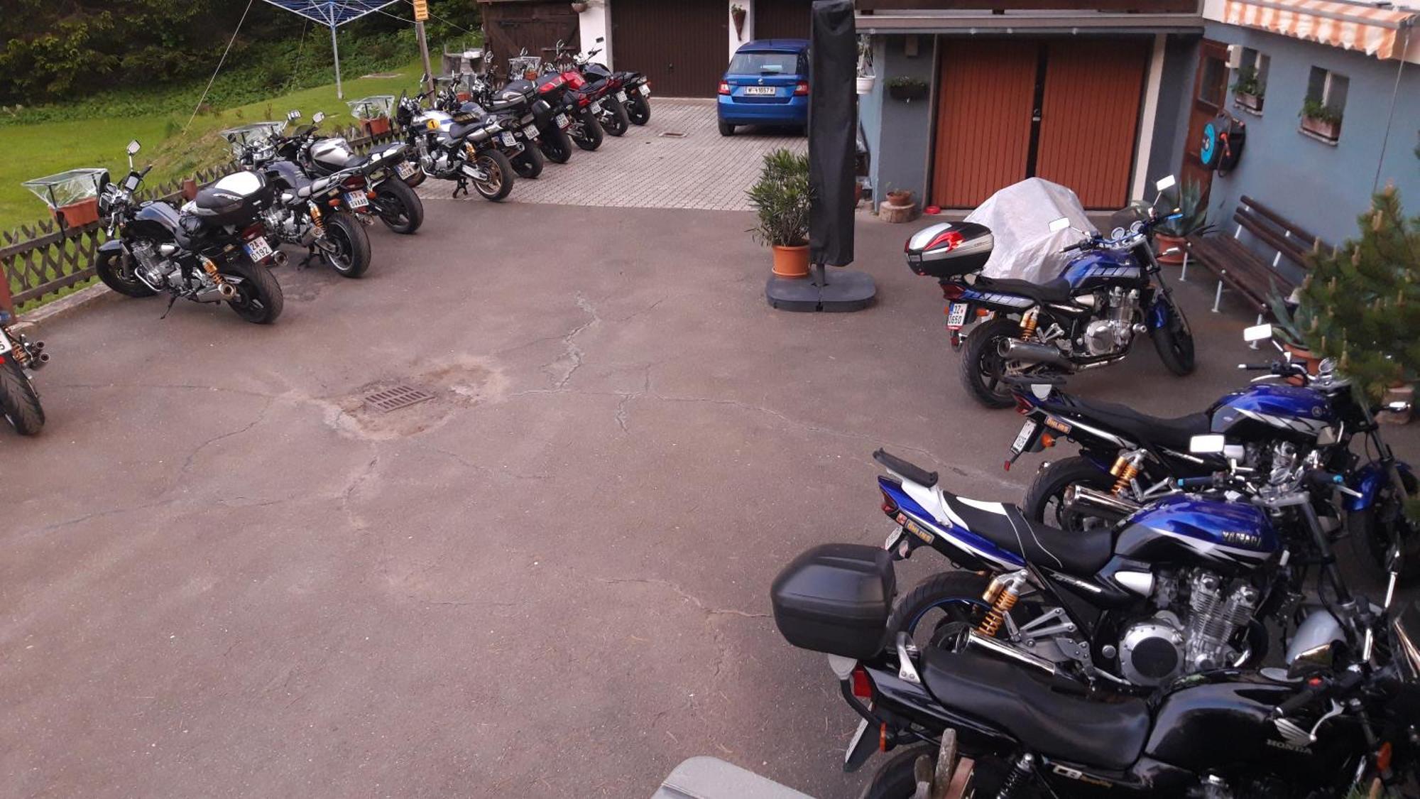 Haus-Erzberg Bed & Breakfast Vordernberg Eksteriør bilde